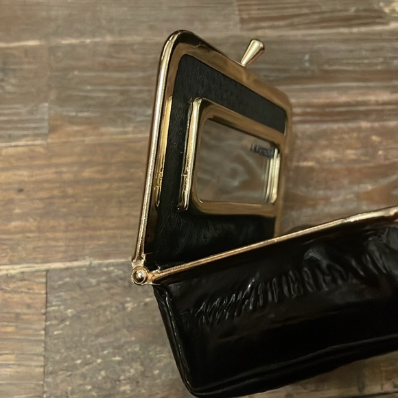 Vintage Eel Skin Cosmetic Kisslock Wallet with Matching Lipstick Case🖤 - Picture 7 of 15